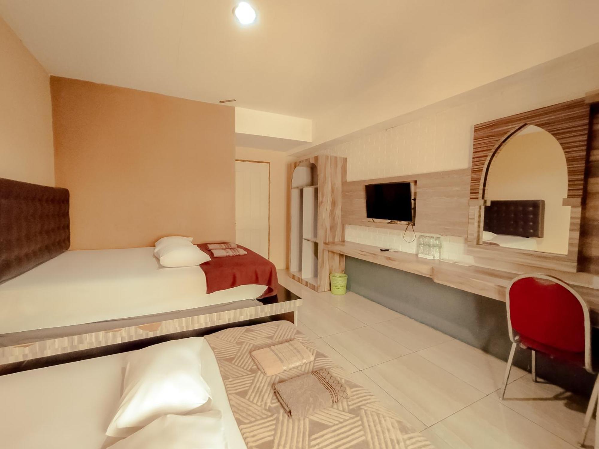 Hotel Syariah Larismanis Semarang Zewnętrze zdjęcie