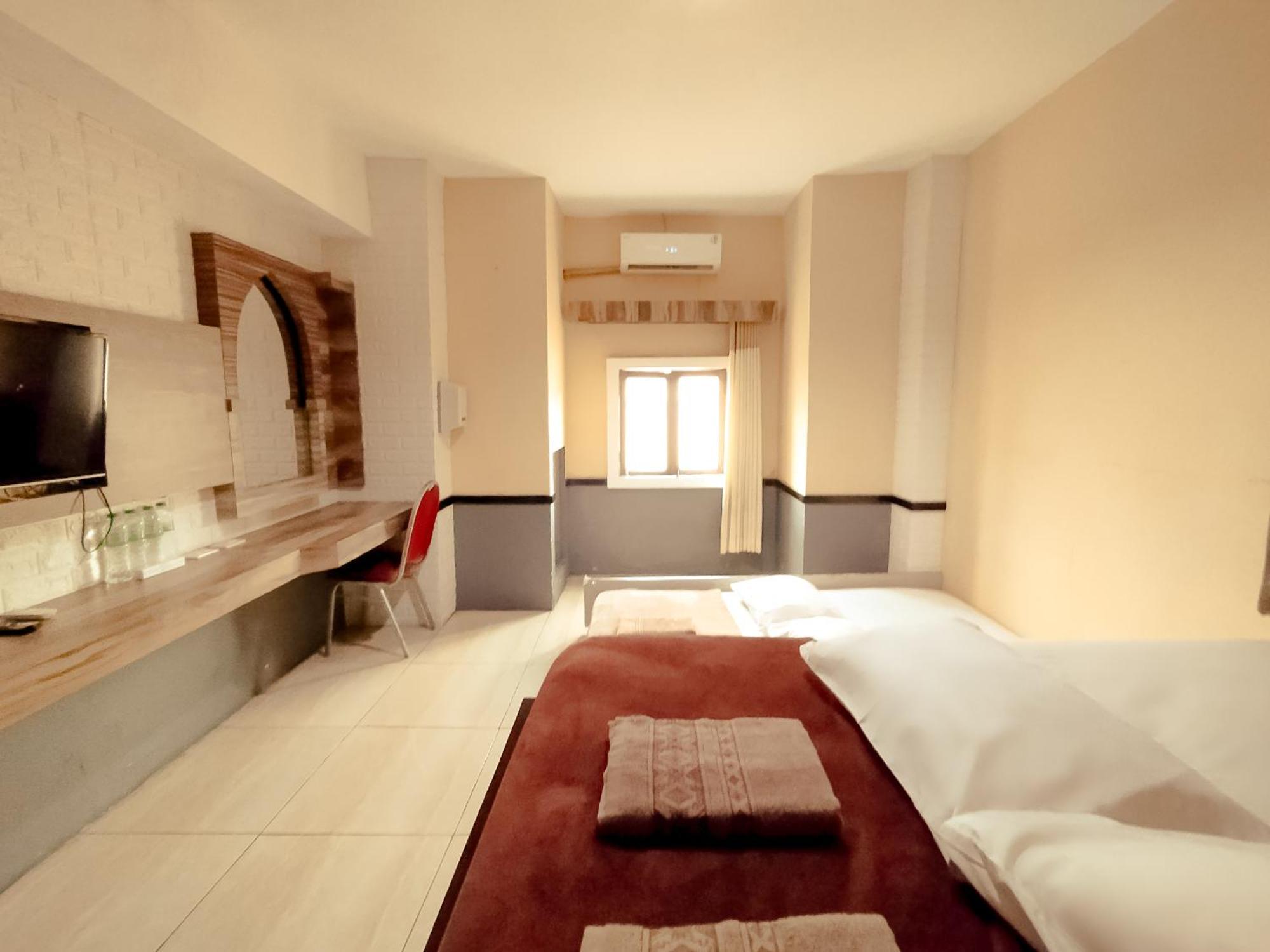 Hotel Syariah Larismanis Semarang Zewnętrze zdjęcie